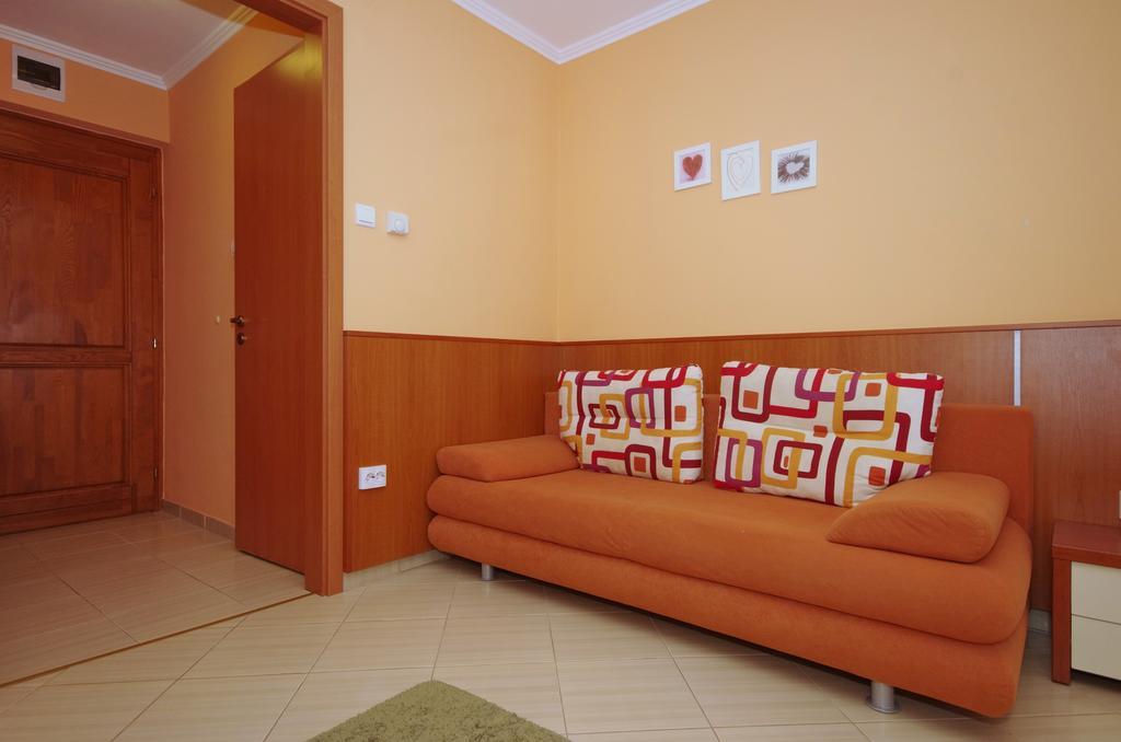 Vararok Apartman Gyula Exteriér fotografie