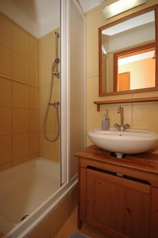 Vararok Apartman Gyula Exteriér fotografie